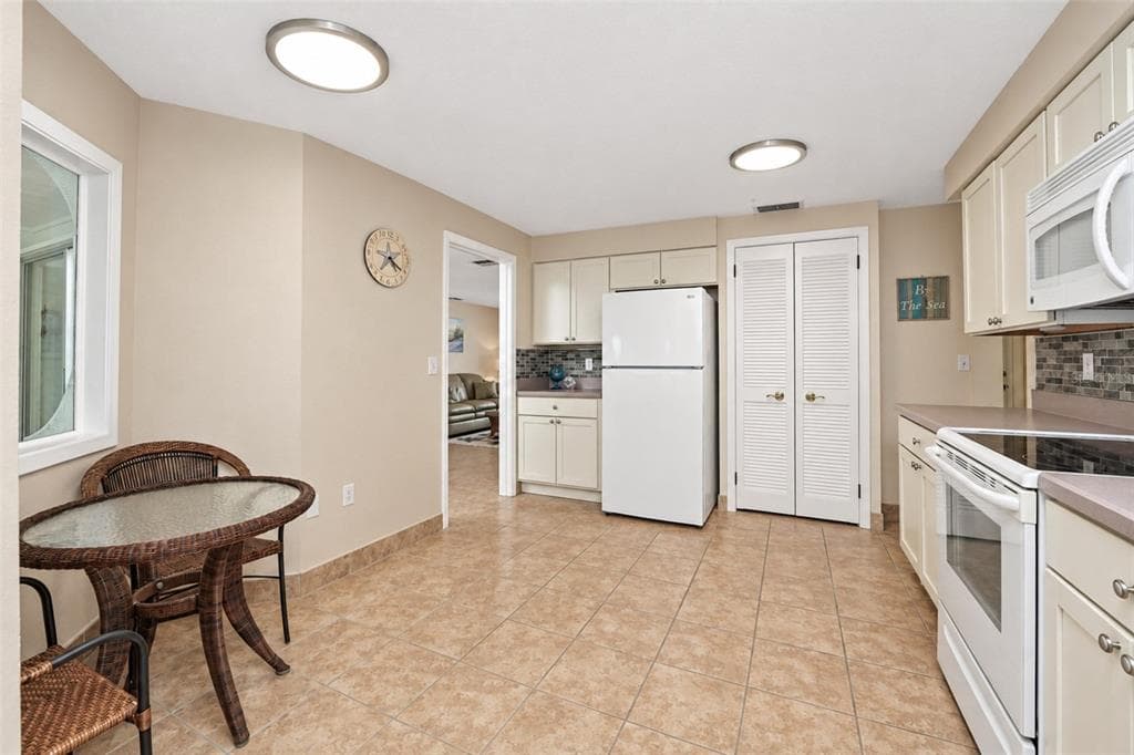 21 OAKWOOD DRIVE N 21 photo 19