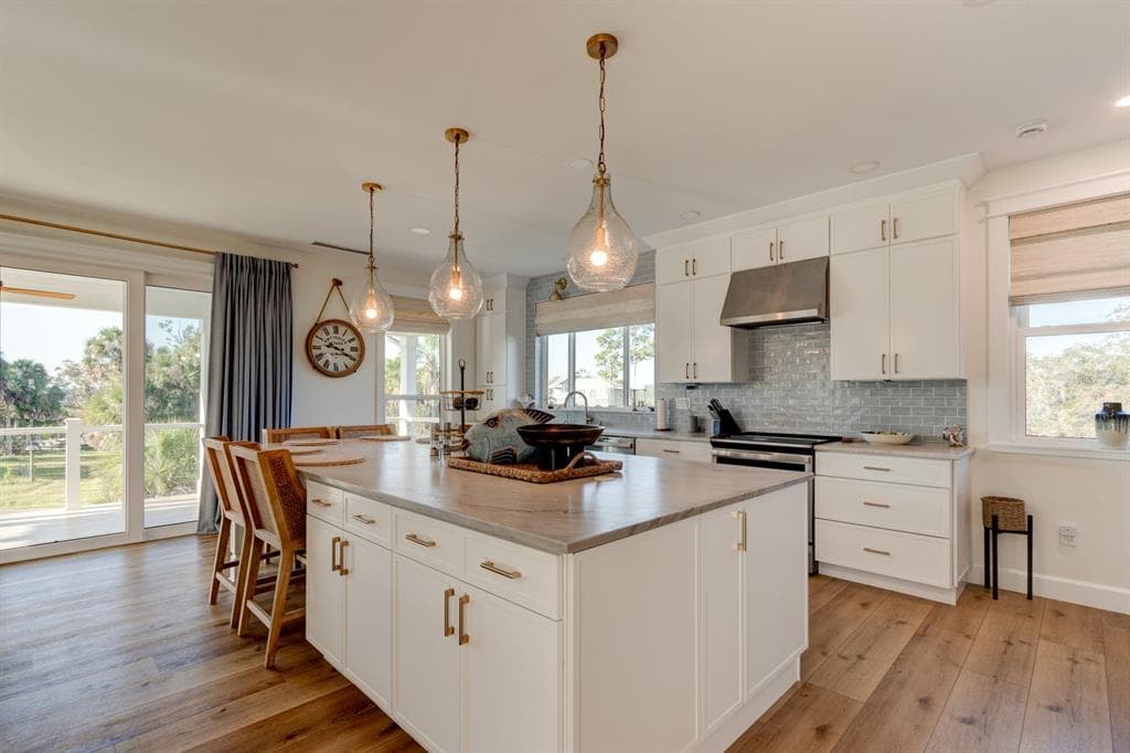2795 SUNSET DRIVE photo 8