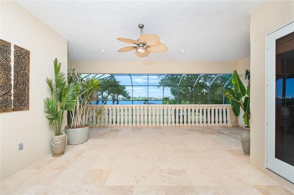 1930 BAYSHORE DRIVE photo 11