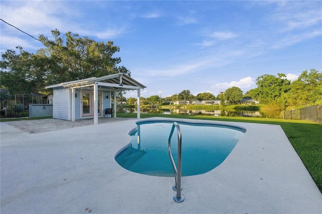 4822 60TH WAY N photo 2