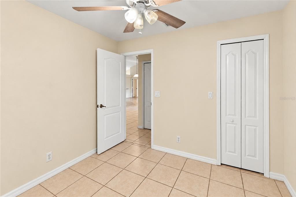 447 RAVENSWOOD BOULEVARD photo 22