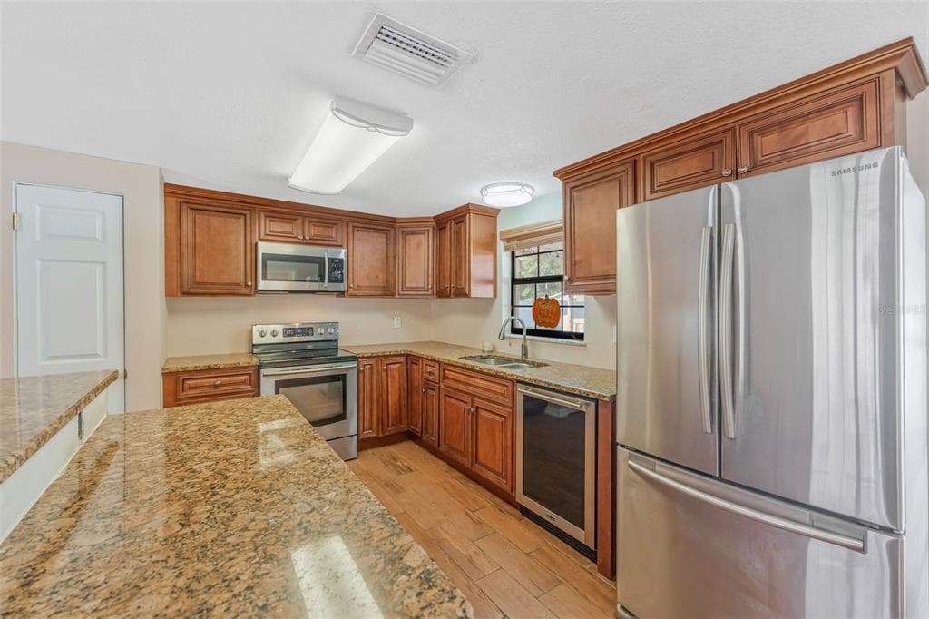 14535 SASSANDRA DRIVE photo 10