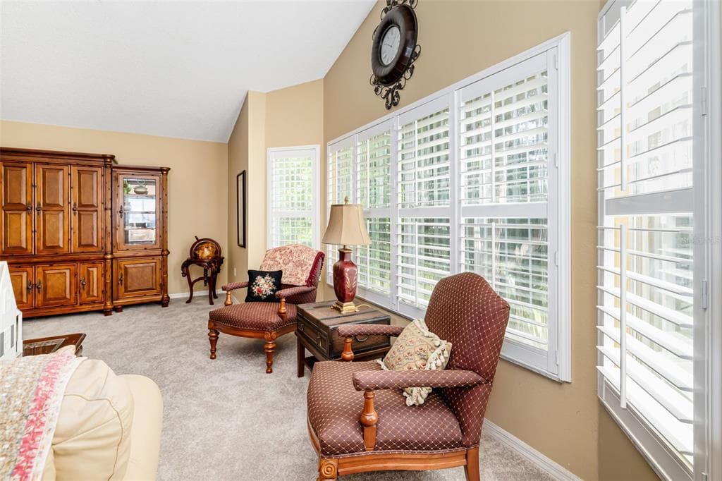 9678 KNIGHTSBRIDGE CIRCLE photo 23