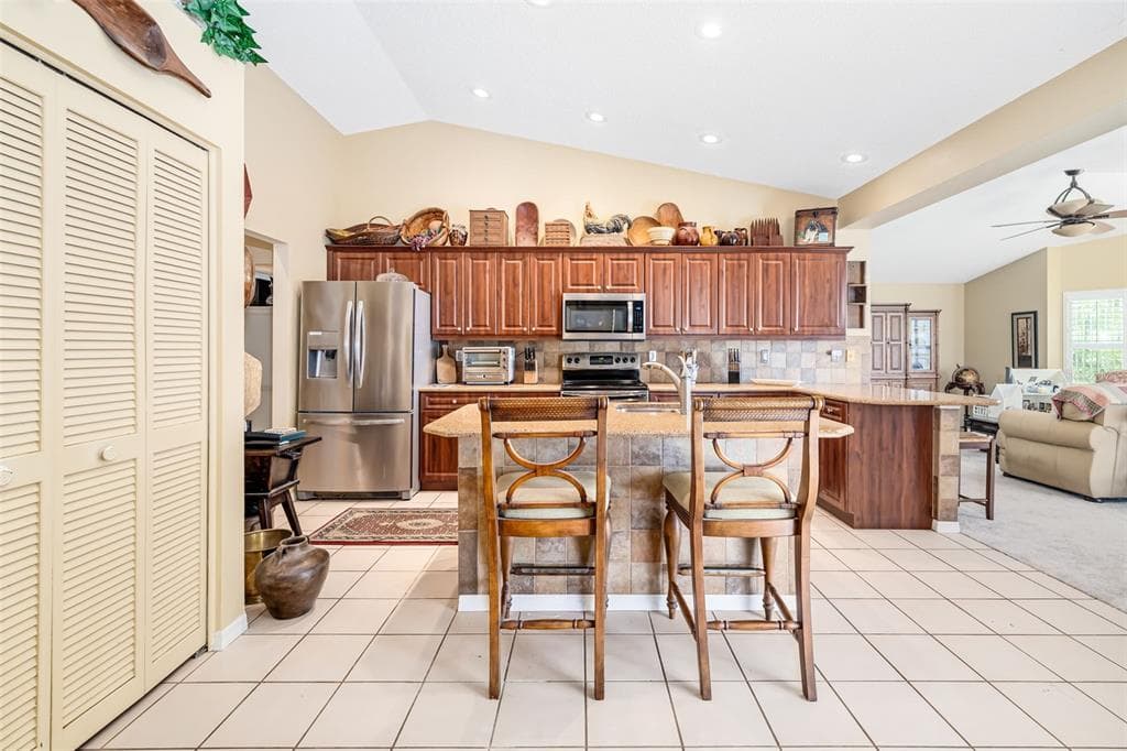 9678 KNIGHTSBRIDGE CIRCLE photo 19