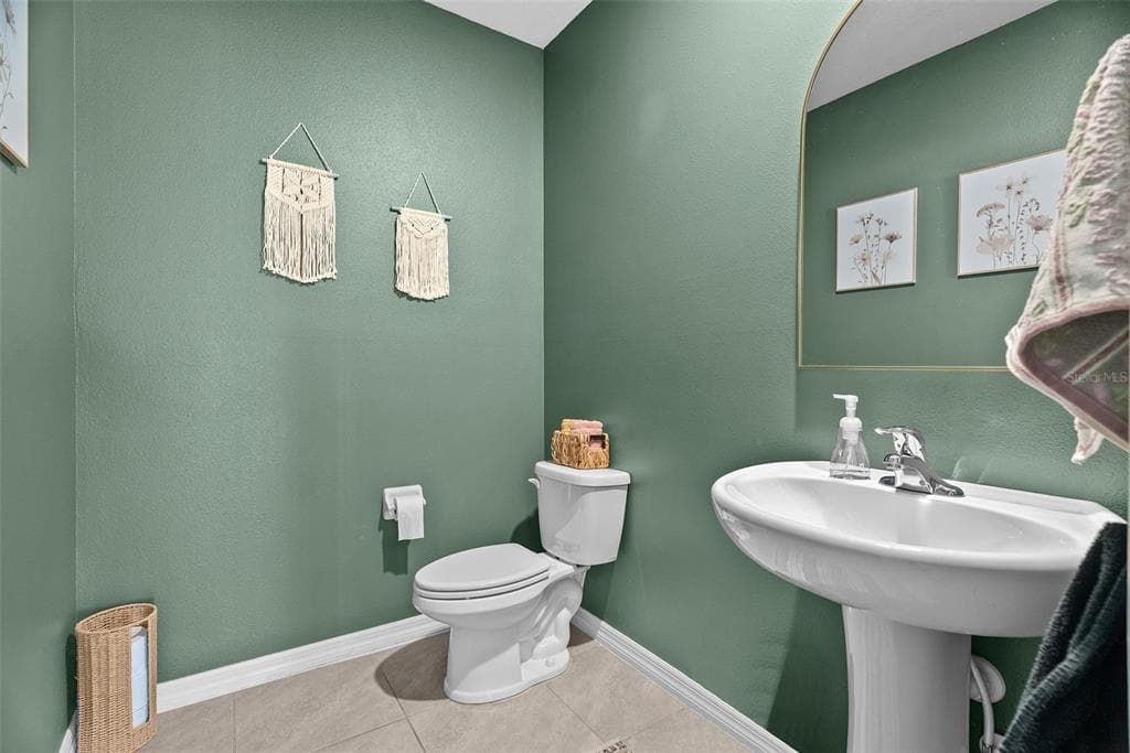 2401 MOON SHADOW ROAD photo 18