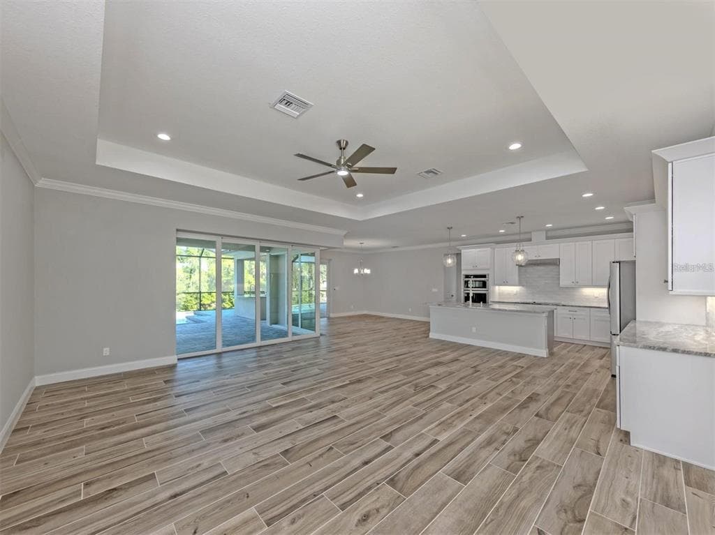 3423 KNOX TERRACE photo 20