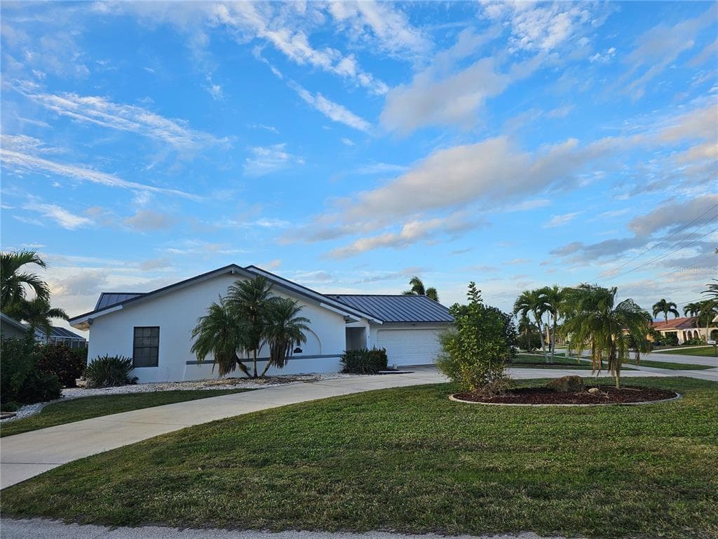 975 CORONADO DRIVE photo 2