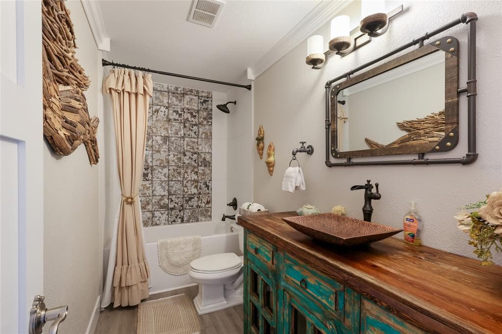 902 25TH AVENUE W photo 23