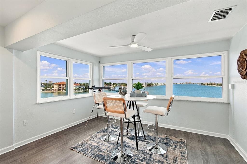 5555 GULF BOULEVARD 419 photo 17