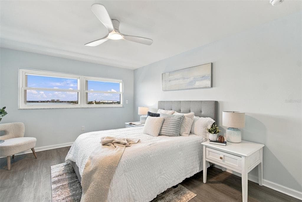 5555 GULF BOULEVARD 419 photo 21
