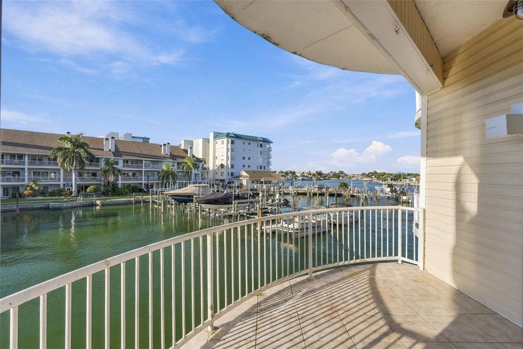 9227 CAPTIVA CIRCLE photo 19