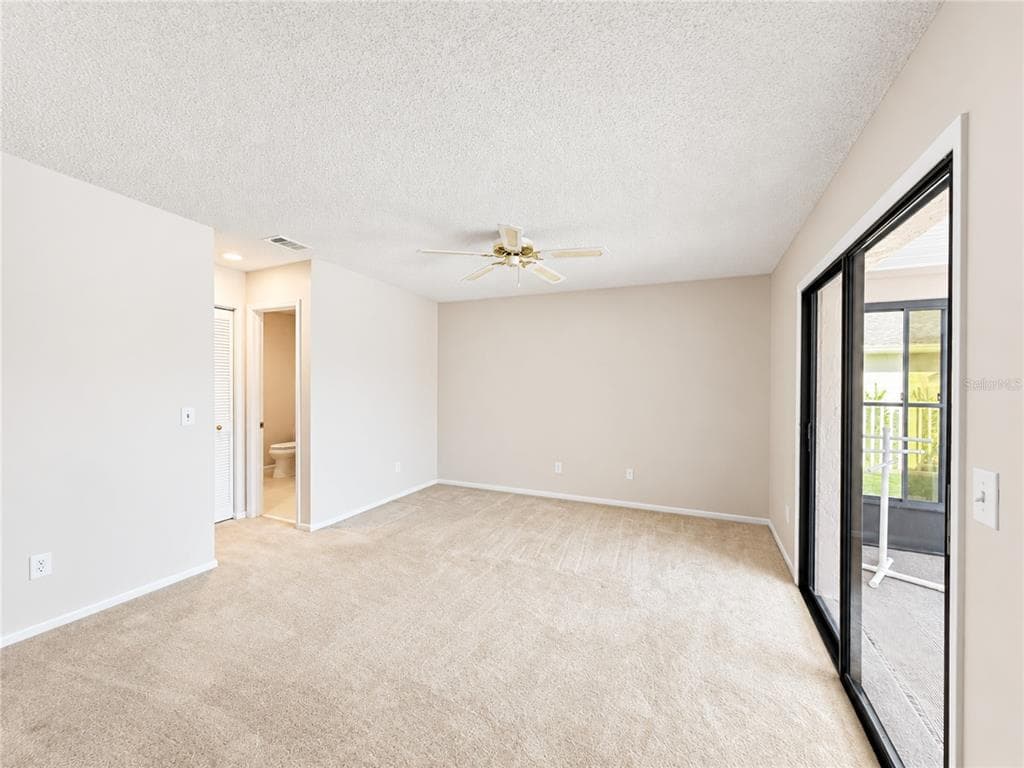 43 CHRISTOPHER COURT photo 18