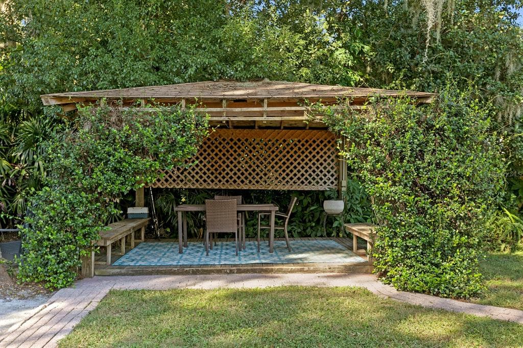 17127 RAINBOW TERRACE photo 15