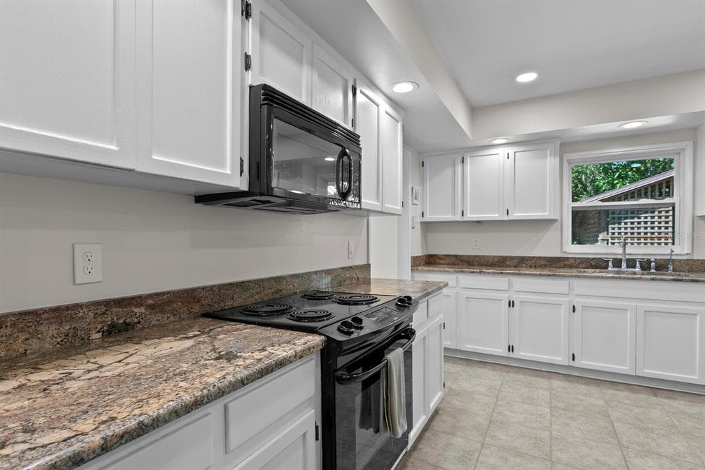 17127 RAINBOW TERRACE photo 25