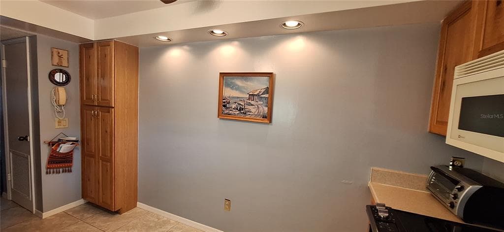 7907 SAILBOAT KEY BOULEVARD S 205 photo 9
