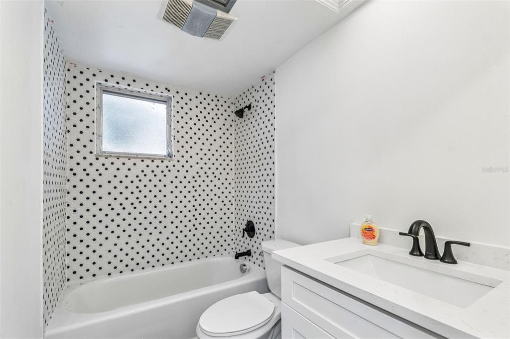 5960 30TH AVENUE S 114 photo 13