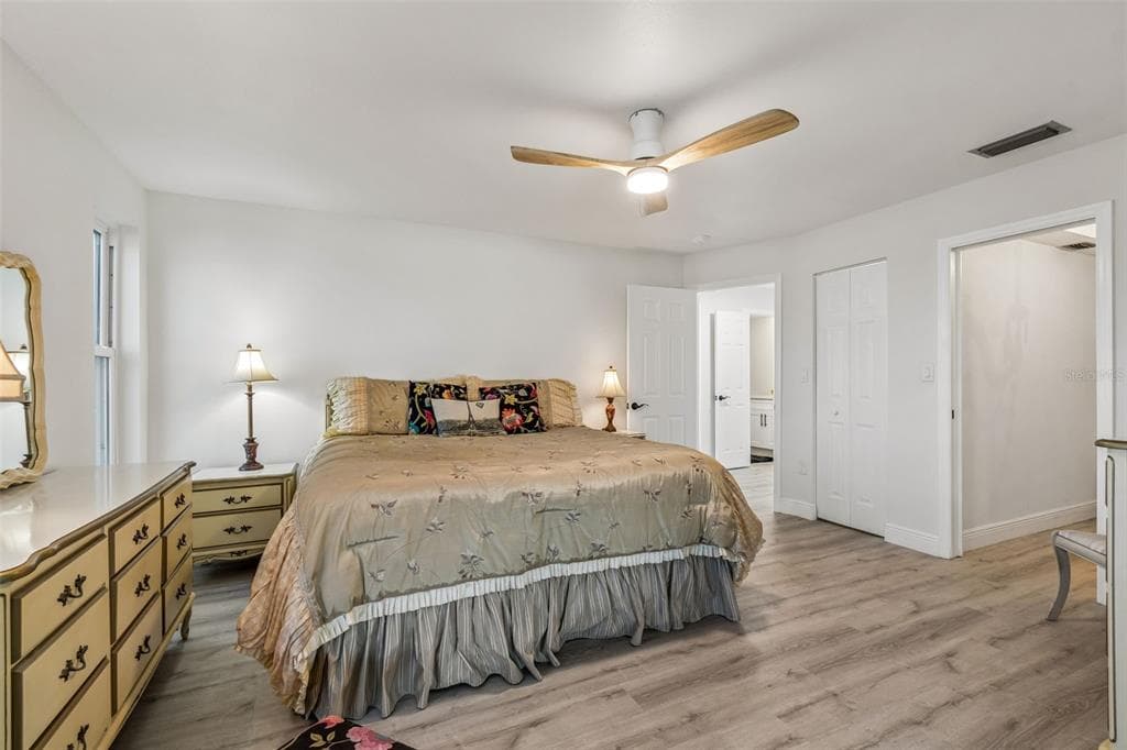 5960 30TH AVENUE S 114 photo 9