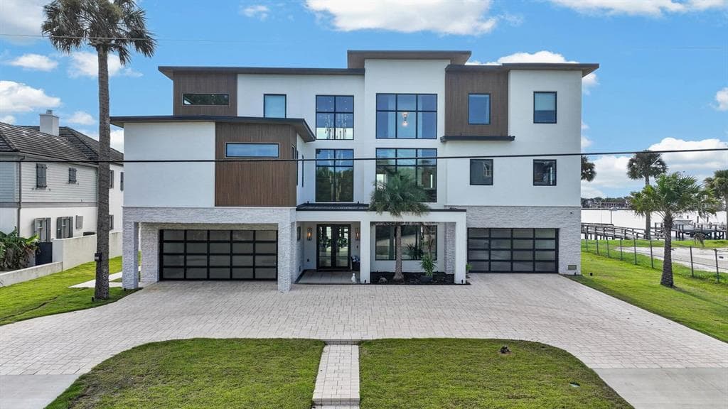 33 DOLPHIN DRIVE photo 6