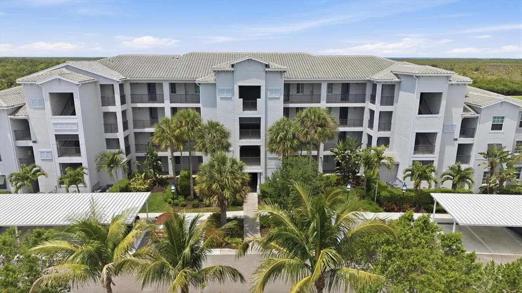 14091 HERITAGE LANDING BOULEVARD 127 photo 1