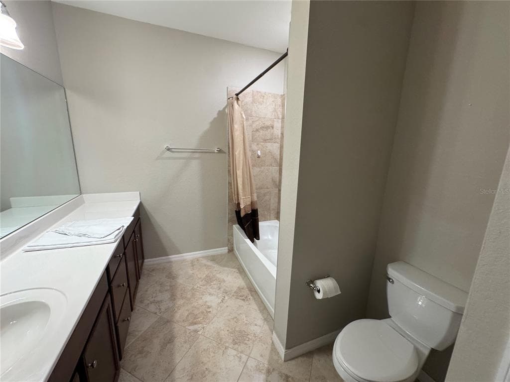 20448 LAGENTE CIRCLE photo 24