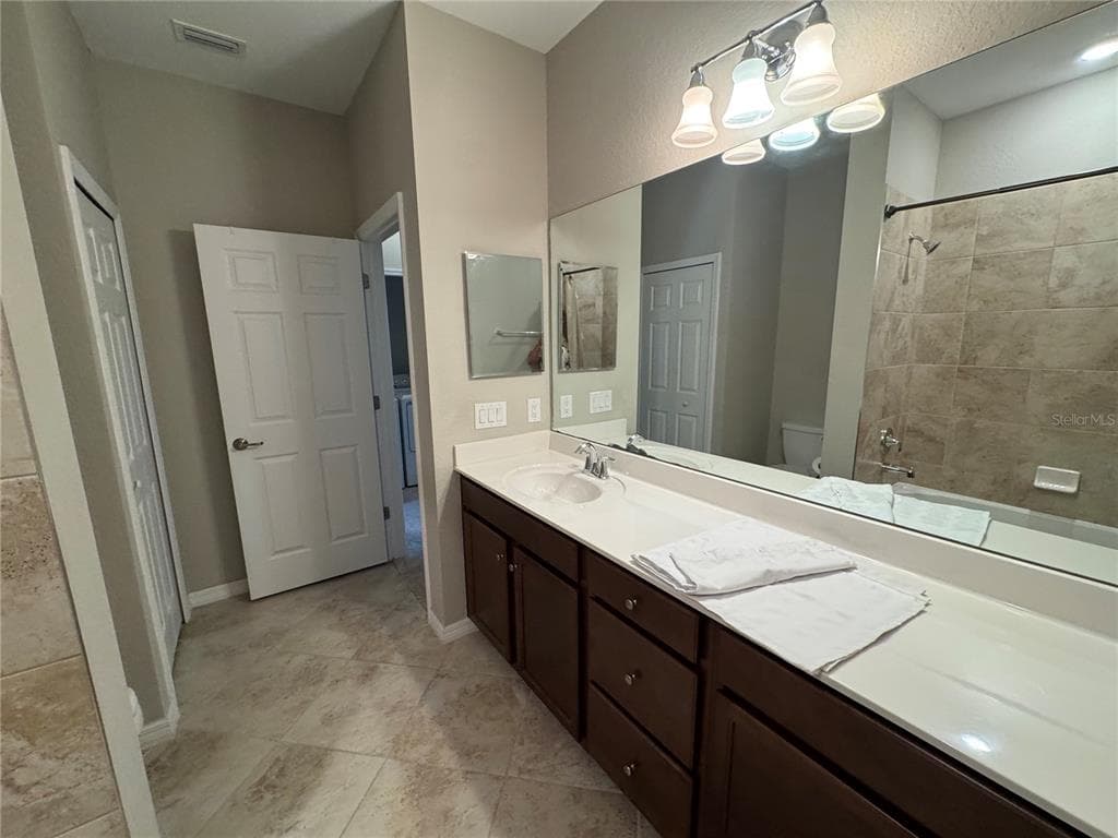 20448 LAGENTE CIRCLE photo 25