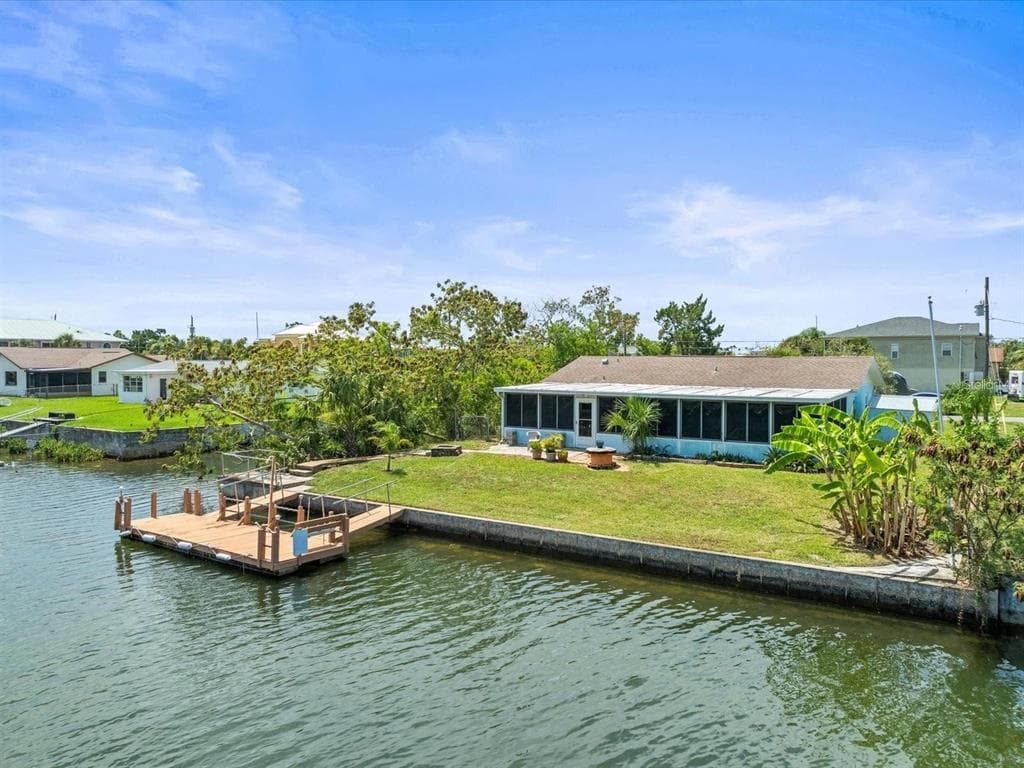 4331 TAHITI DRIVE photo 2