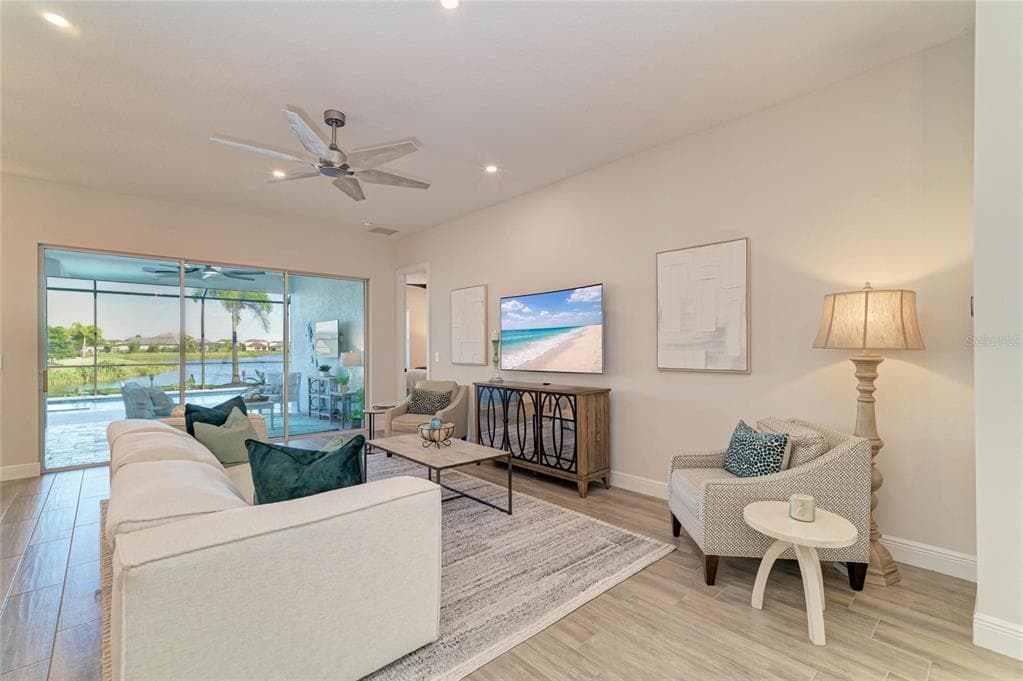 4624 ANTRIM DRIVE photo 8