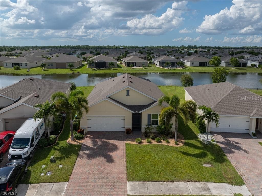 3190 ESTANCIA LANE photo 1