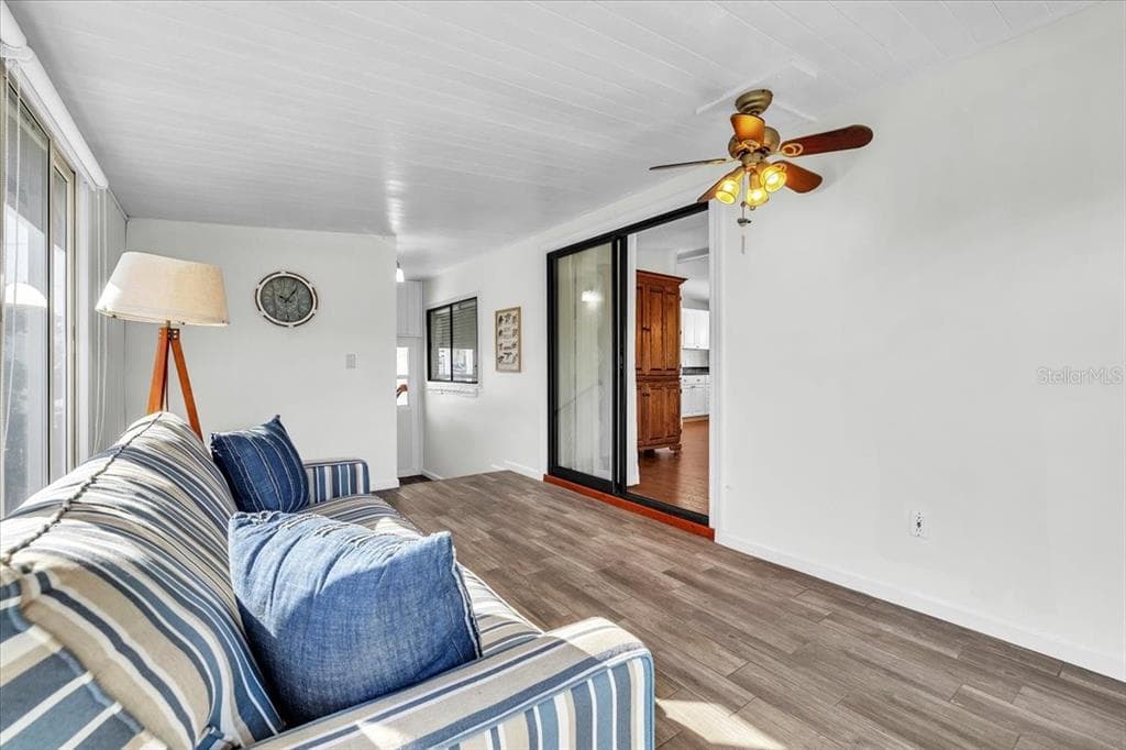 47 N STARBOARD DRIVE photo 6