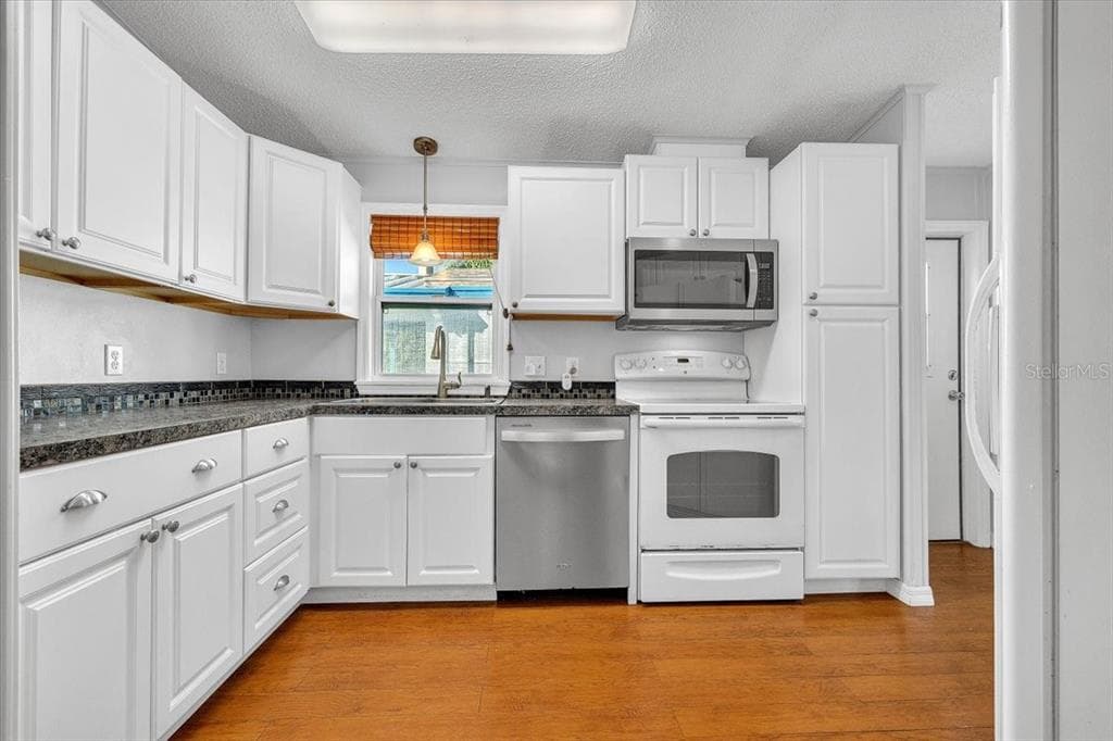 47 N STARBOARD DRIVE photo 16