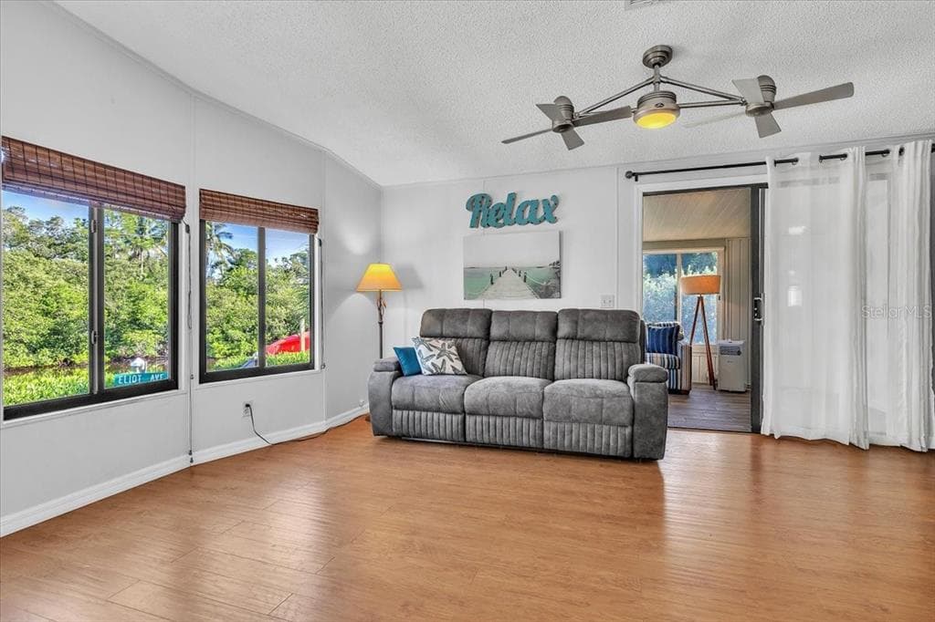 47 N STARBOARD DRIVE photo 10