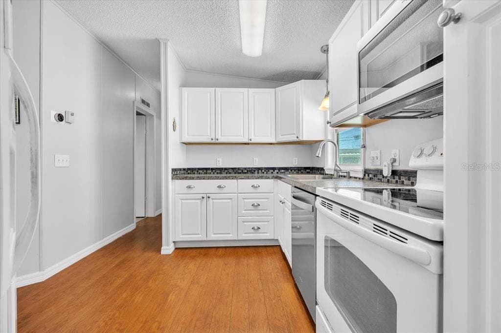 47 N STARBOARD DRIVE photo 18