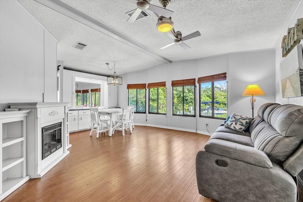 47 N STARBOARD DRIVE photo 8