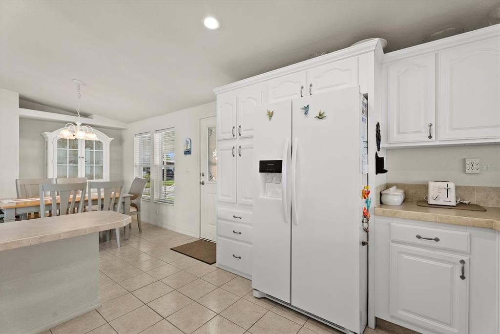 636 BLACKBURN BOULEVARD photo 13