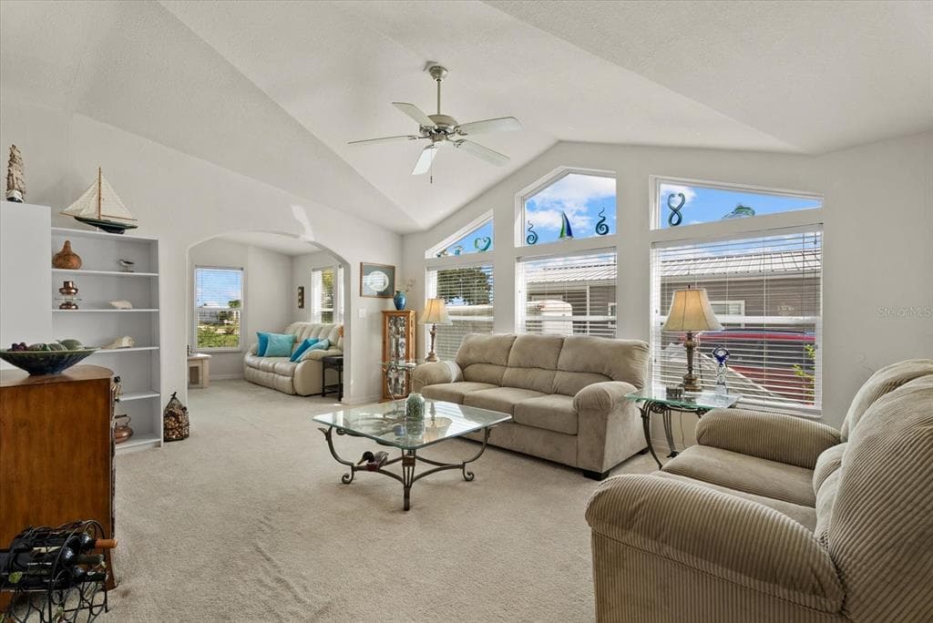636 BLACKBURN BOULEVARD photo 16