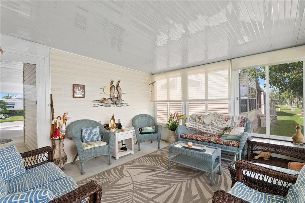 636 BLACKBURN BOULEVARD photo 22