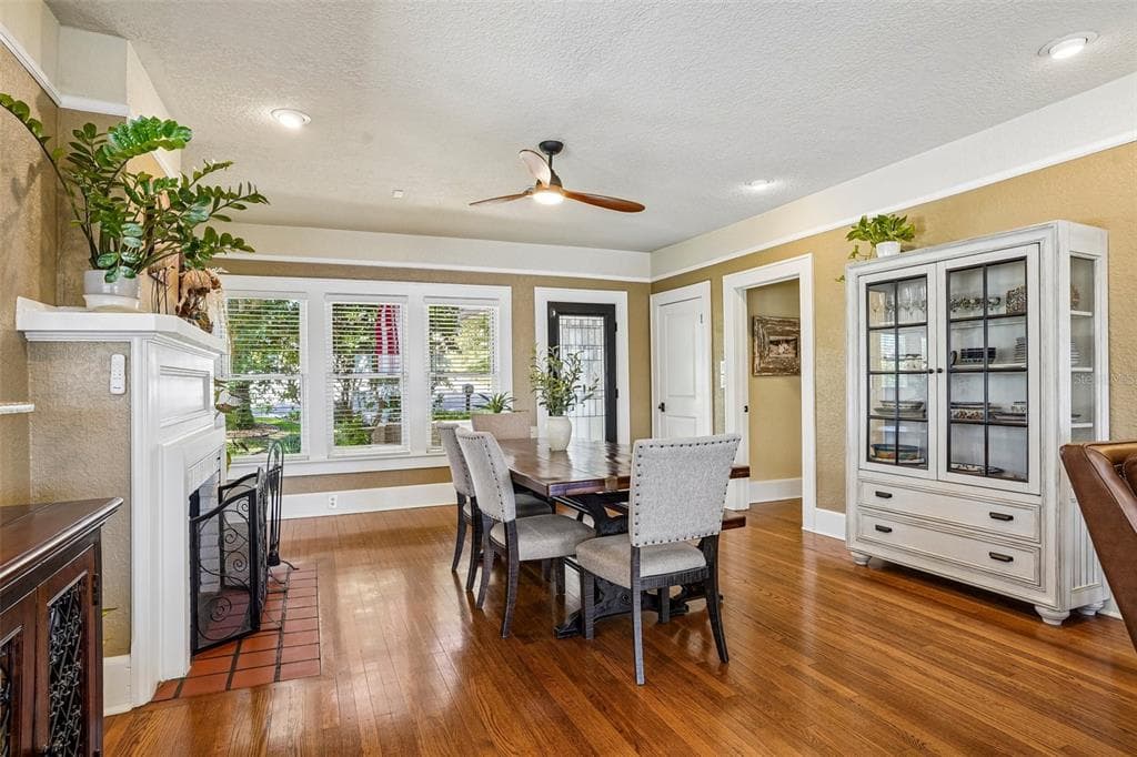 1501 FAHNSTOCK STREET photo 13