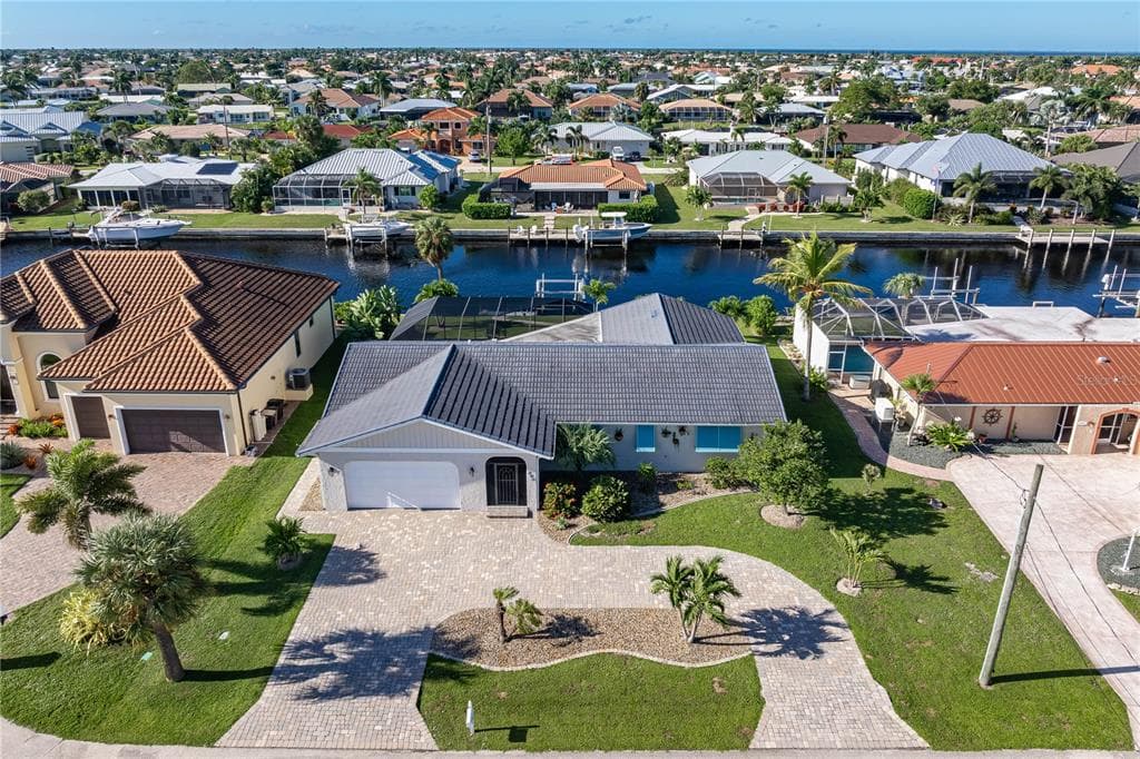 341 DELIDO COURT photo 2