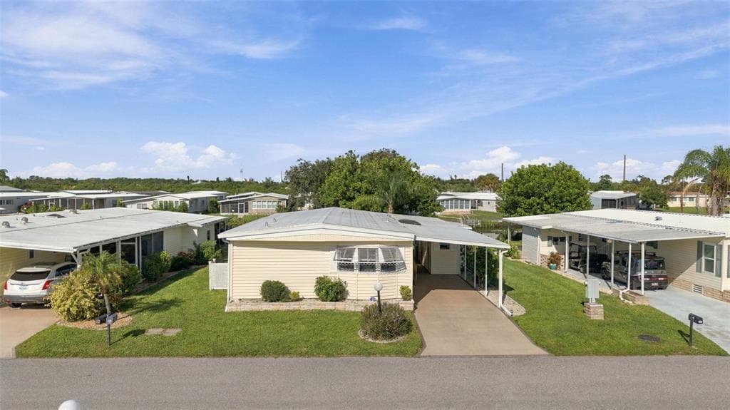 110 MARTINIQUE ROAD photo 1