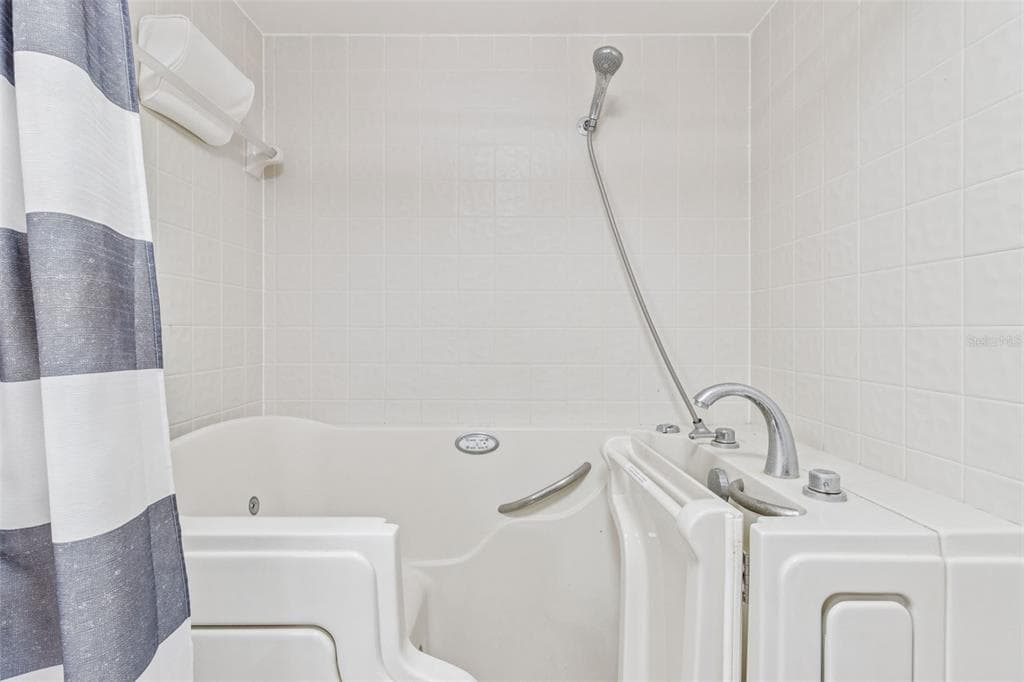 12525 3RD STREET E 205 photo 25