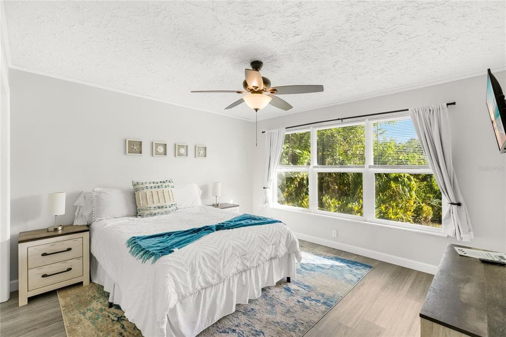 4230 BAIRD STREET photo 21
