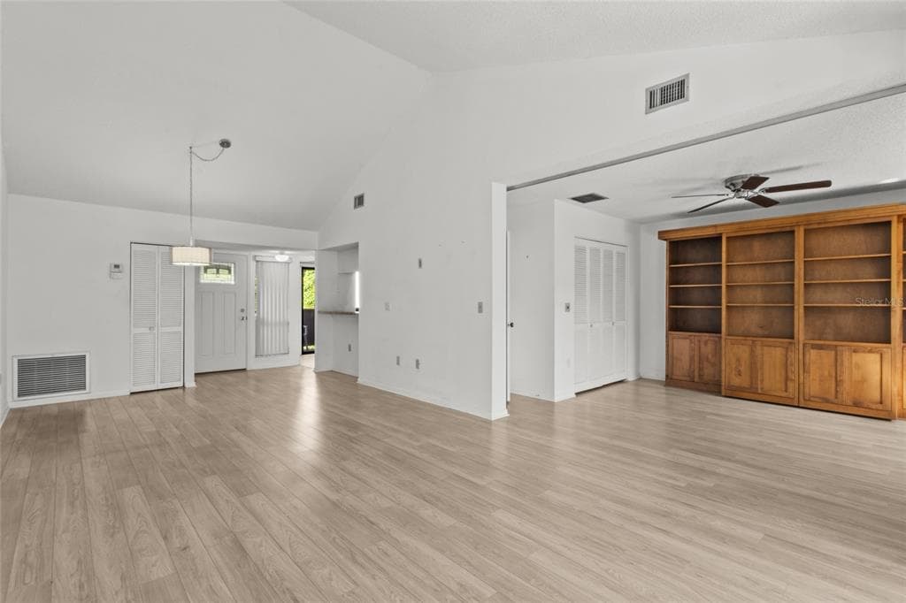 1627 BROOKHOUSE DRIVE 263 photo 14