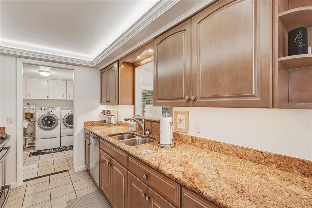 21277 EDGEWATER DRIVE photo 13