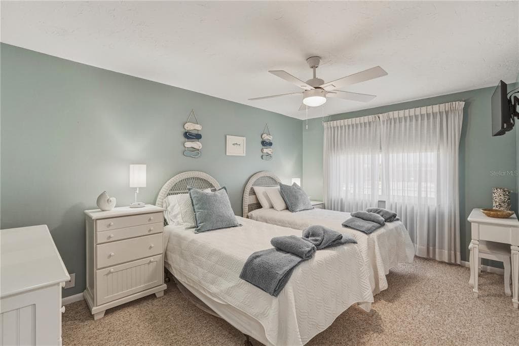 21277 EDGEWATER DRIVE photo 22