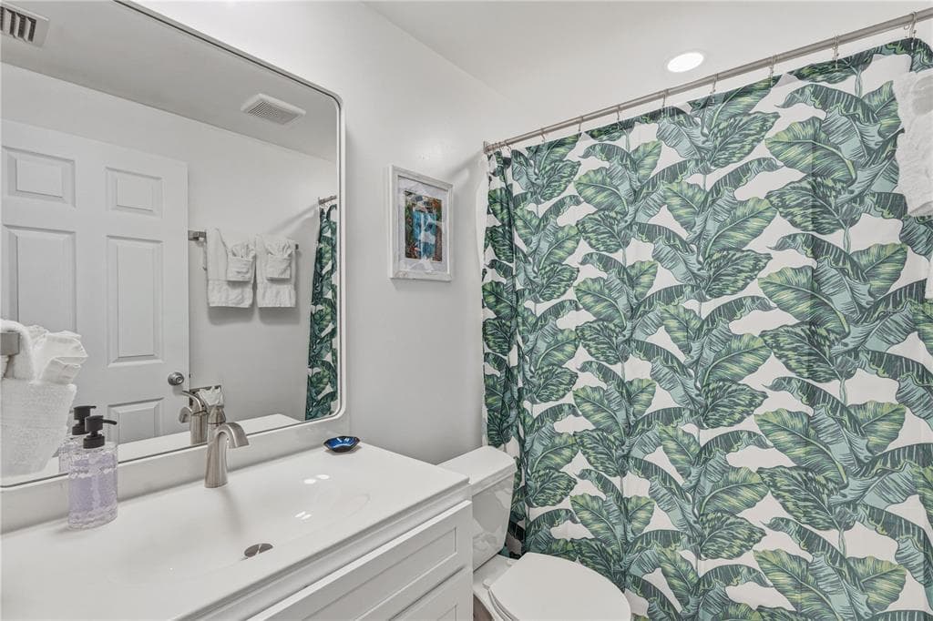 21277 EDGEWATER DRIVE photo 18