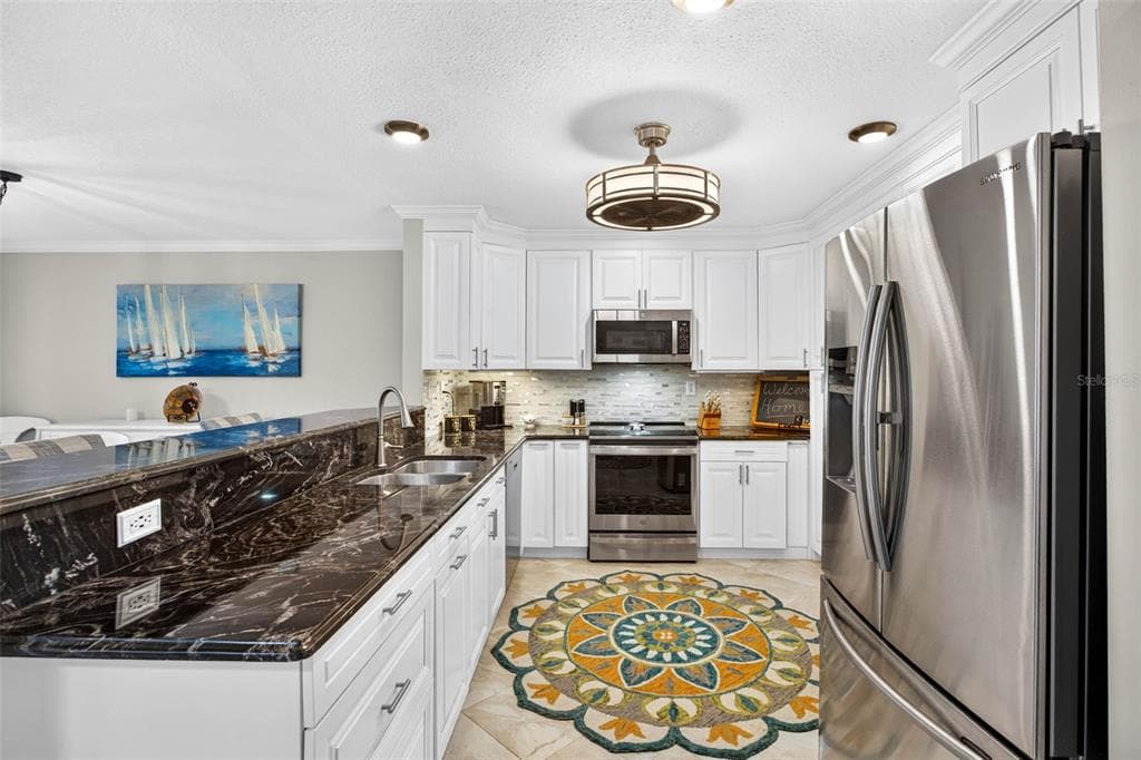 6326 GRAND BAHAMA CIRCLE F photo 7