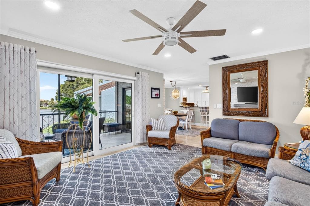 6326 GRAND BAHAMA CIRCLE F photo 15