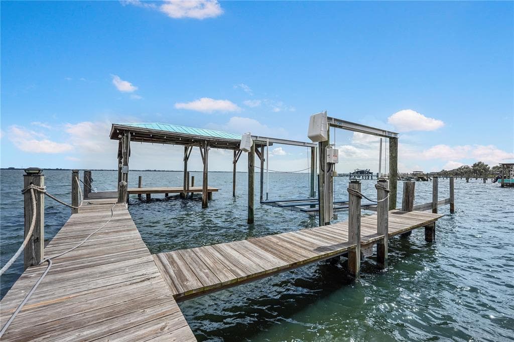 4270 INDIAN RIVER DRIVE 5