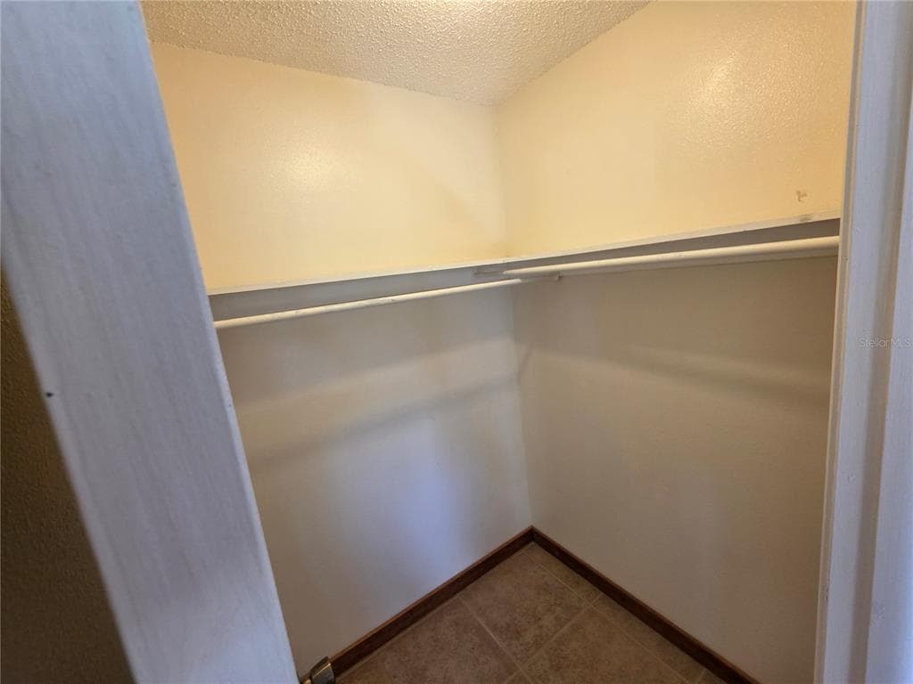 8270 NORMLEE ROAD photo 23