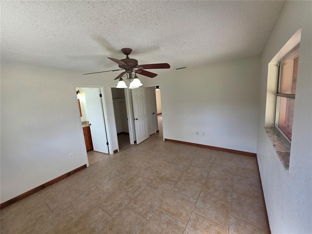 8270 NORMLEE ROAD photo 20